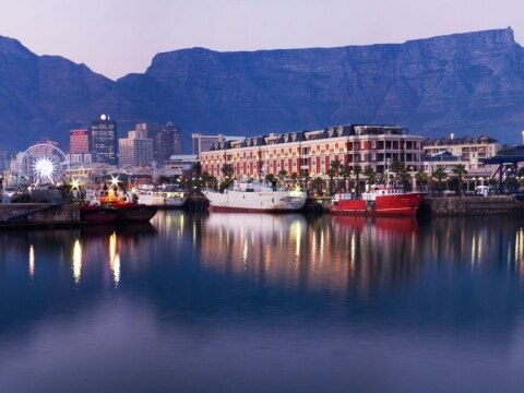 Make your way up Table Mountain