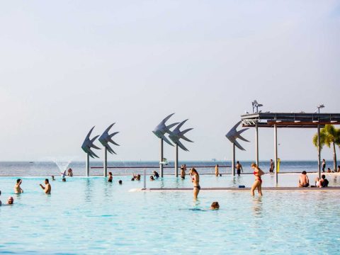 The Ultimate Guide to Cairns According to a Local