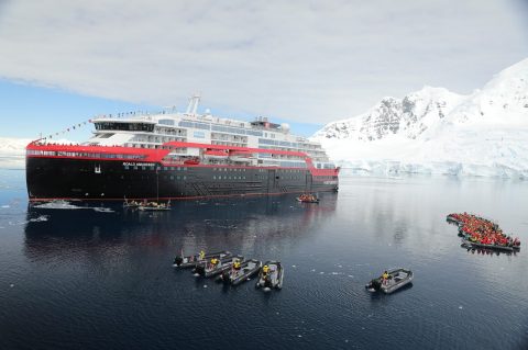 MS Roald Amundsen