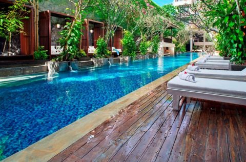 swimming pool at Jambuluwuk Oceano Bali, Seminyak