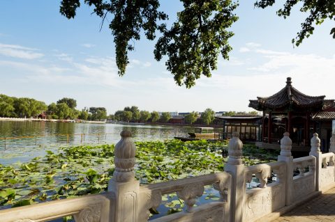 Houhai-lake-morning-beijing