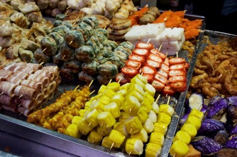 Curry fish balls