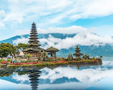 Find Flights with Qantas Now