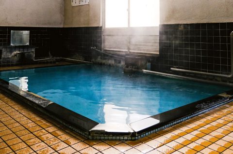 Juodo No-Yu public bathhouse in Nozawa Onsen Village, Japan