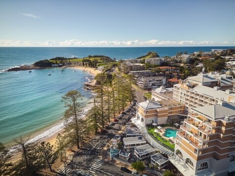 Crowne Plaza Terrigal beach view