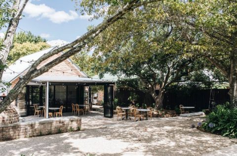 Moraea Farm outdoor dining area