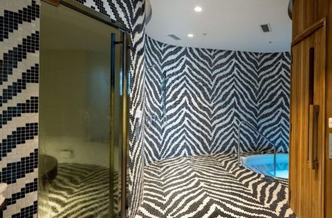 emporium hotel brisbane south bank pool