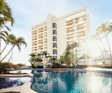 Pullman Cairns International, Cairns
