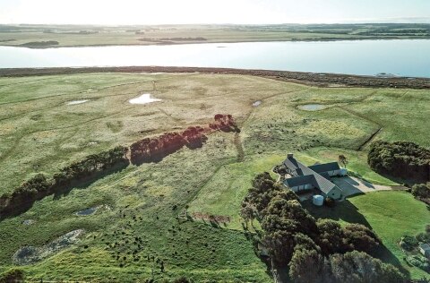Peterborough, Victoria