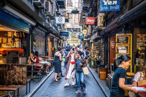 Find a flight to Melbourne at Qantas.com
