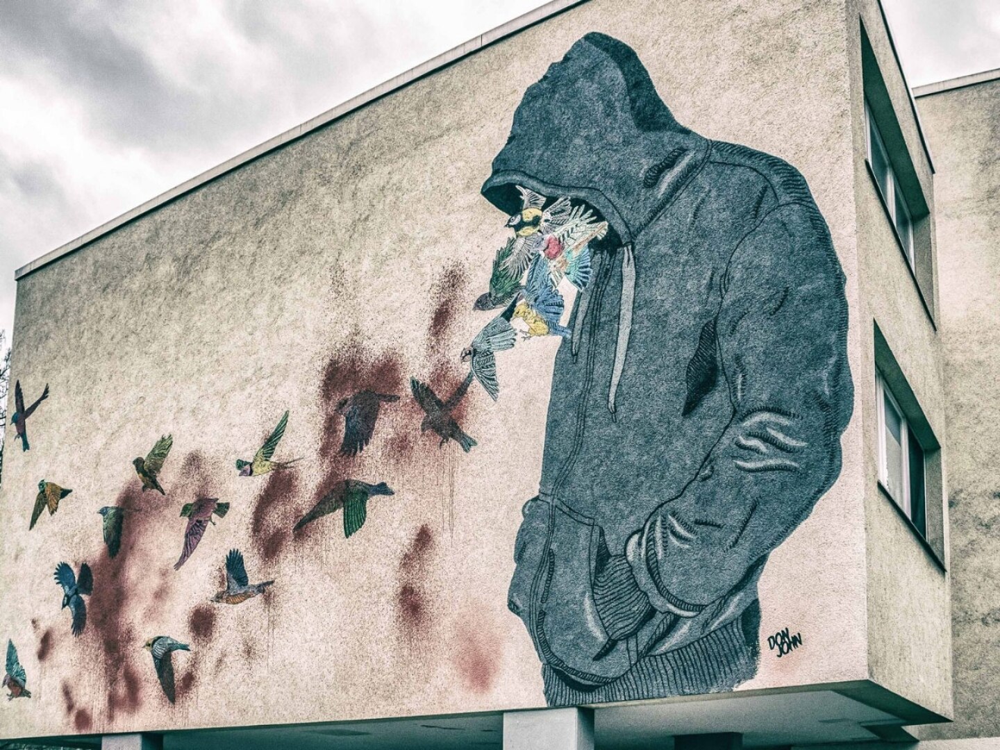 Take in wall-to-wall street art