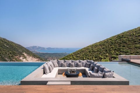 Artelia, Greece