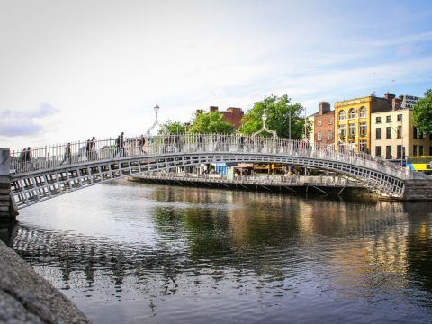 Cross Ha’penny Bridge