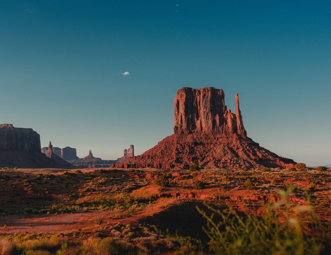 Monument Valley Road