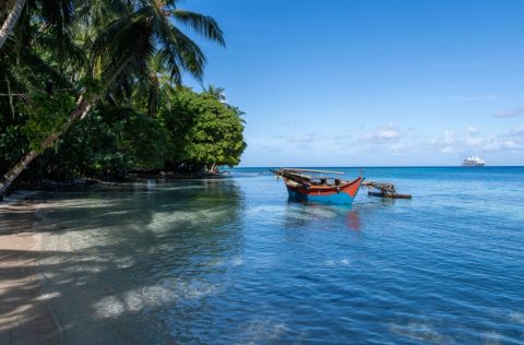 Lamotrek Atoll, Micronesia