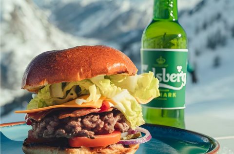 Burger from La Folie Douce